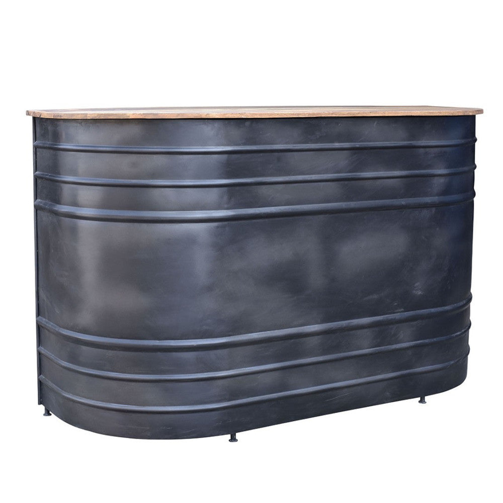 Bancone bar stile industriale