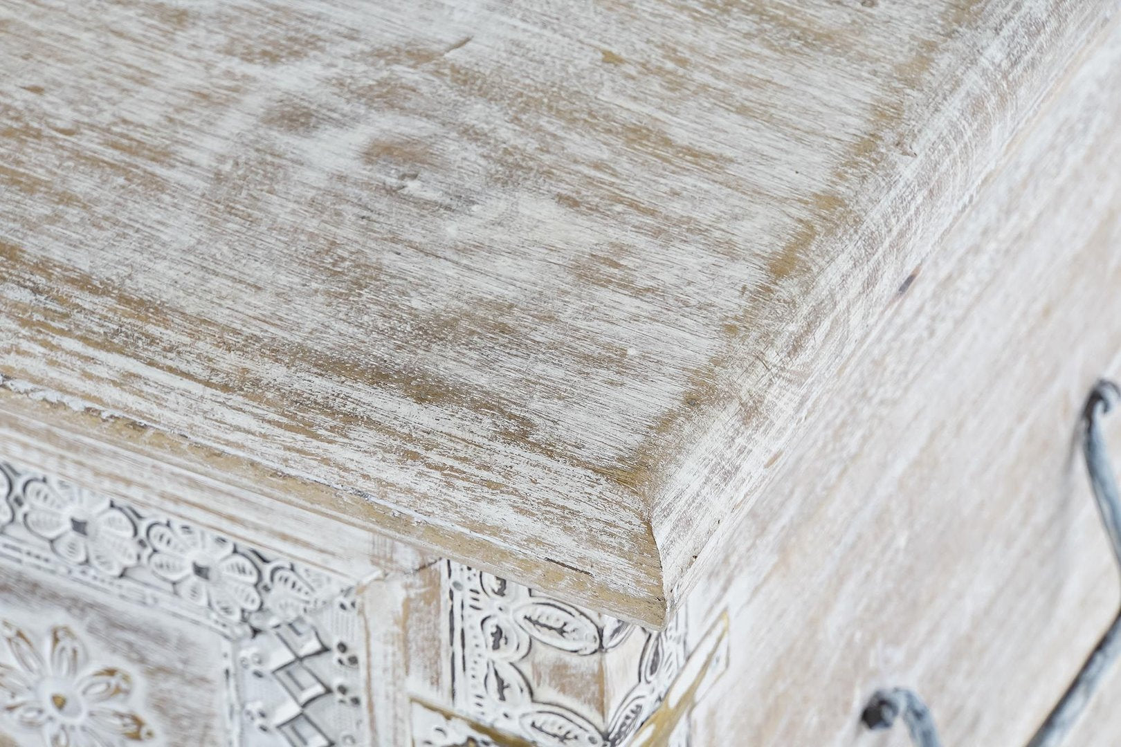 Baule orientale legno massiccio