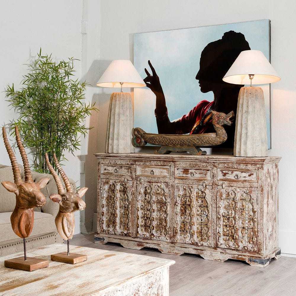 Credenza etnica indiana anticata