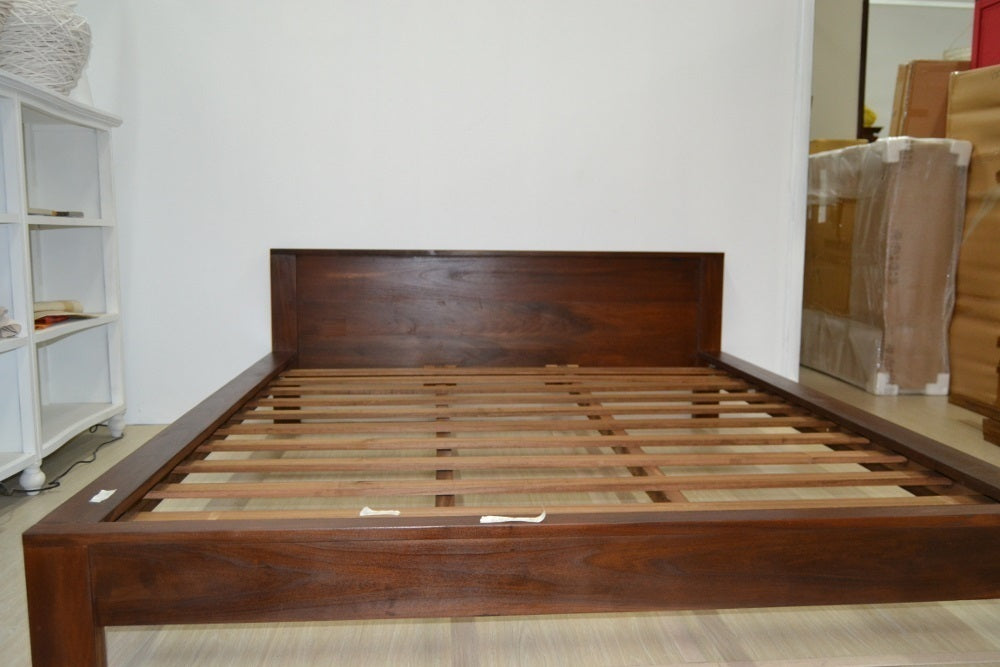 Letto stile etnico legno massello