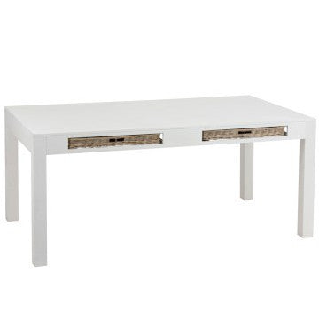 Tavolo provenzale con cestini