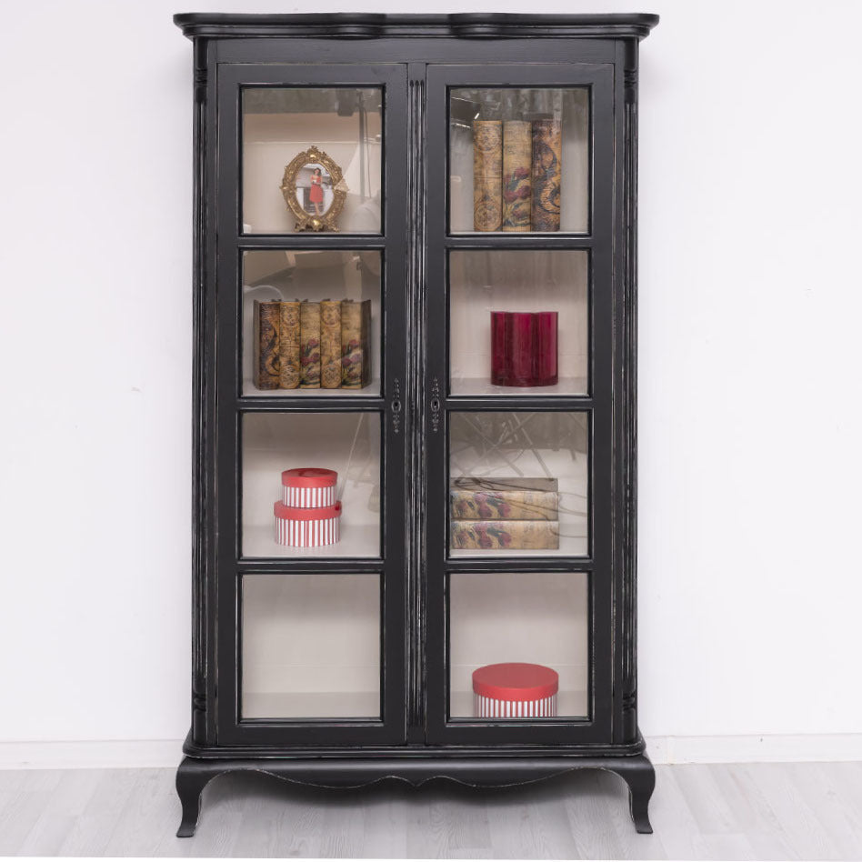 Vetrina etnica nera chic