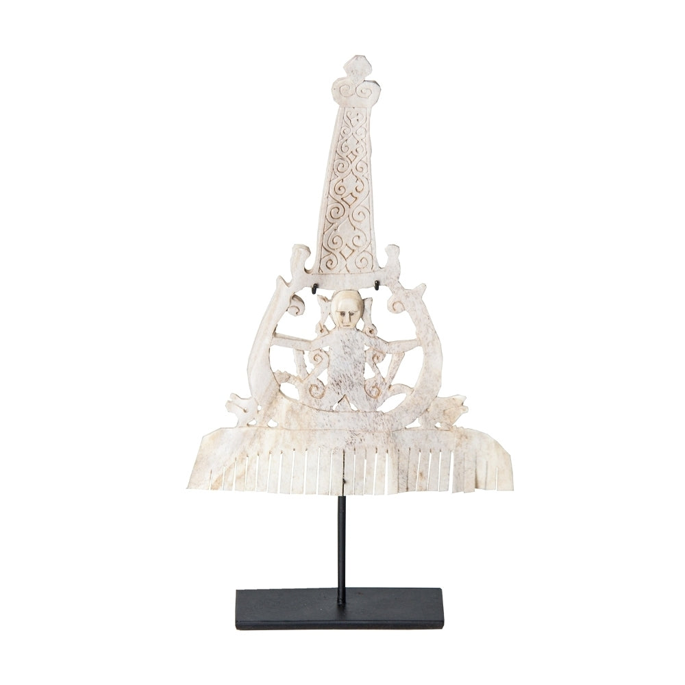 Figura etnica decorativa bianca