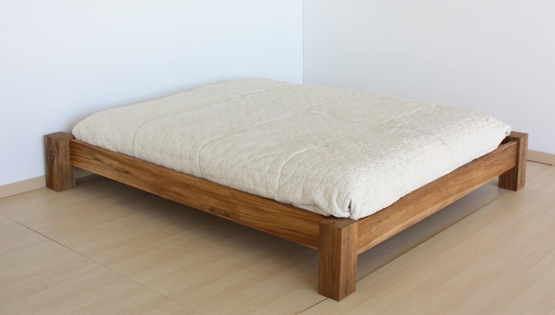 Letto matrimoniale legno teak