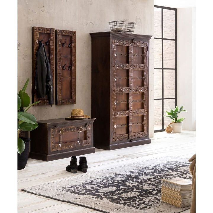 Mobile indiano antico ideale per ingressi culturali e accoglienti