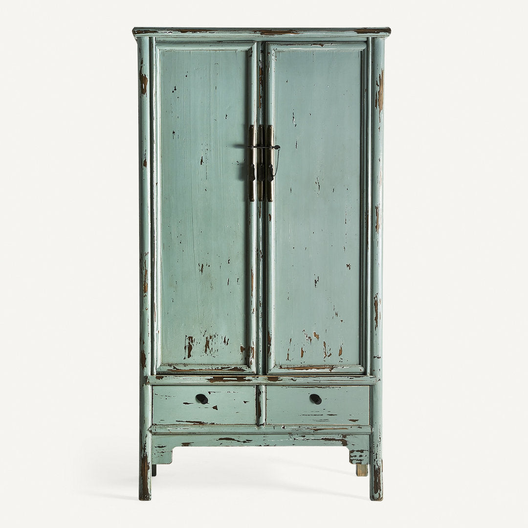 Armadio azzurro shabby