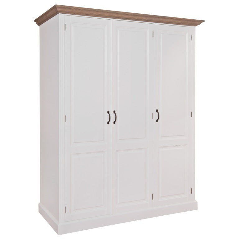 Guardaroba provenzale chic