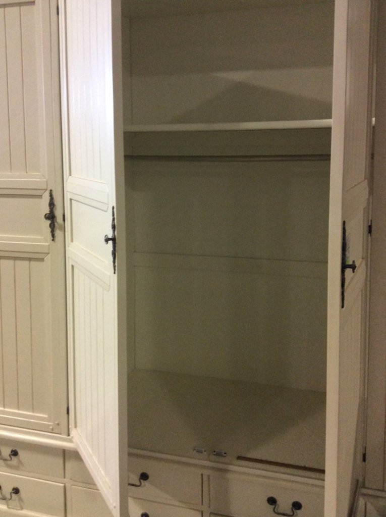 Armadio provenzale 3 ante