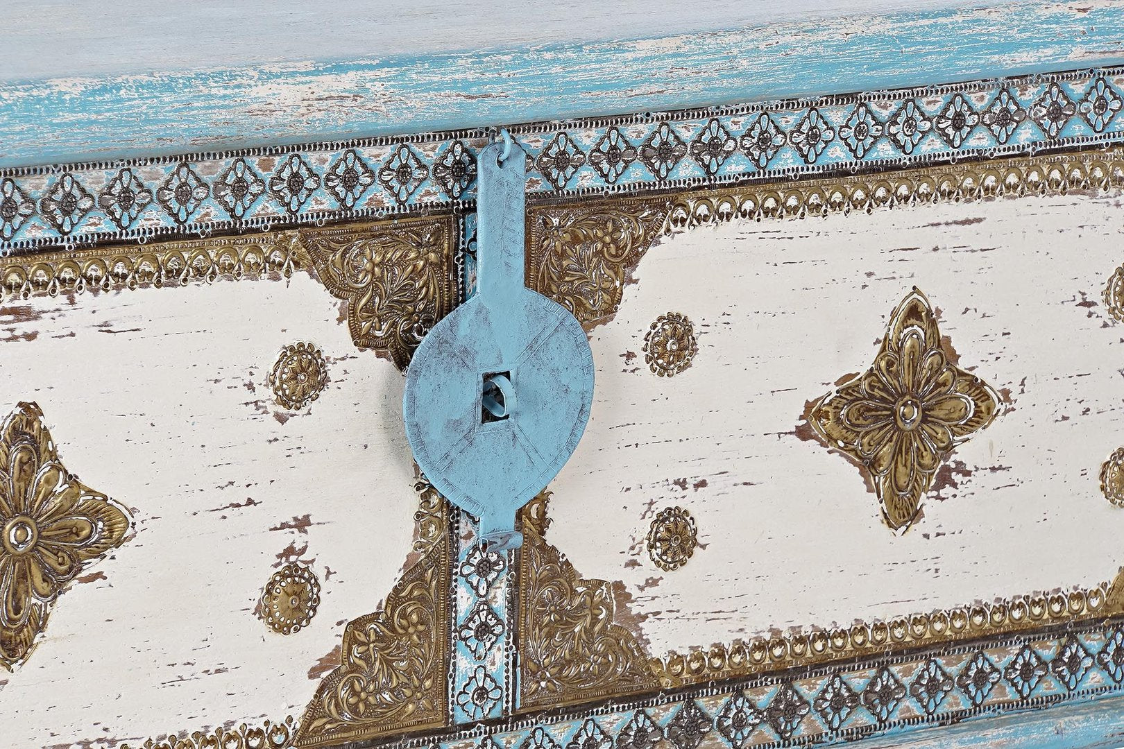 Baule orientale dipinto azzurro