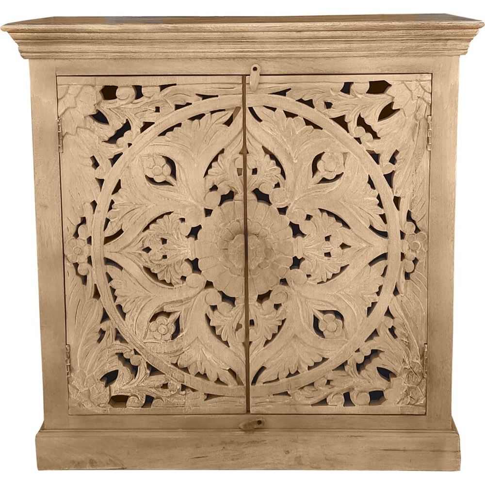Credenza orientale intagliata