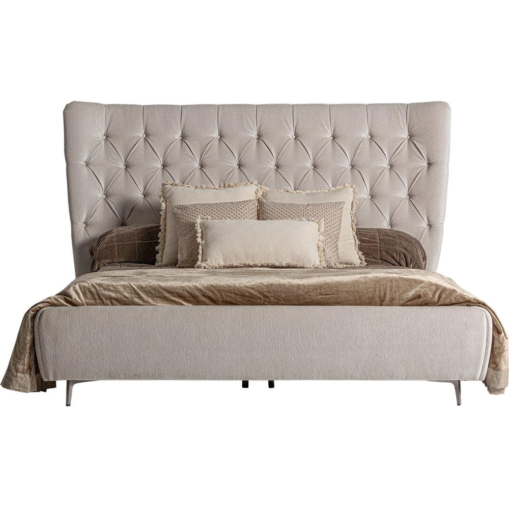 Letto di design provenzale chic per camera romantica ed elegante