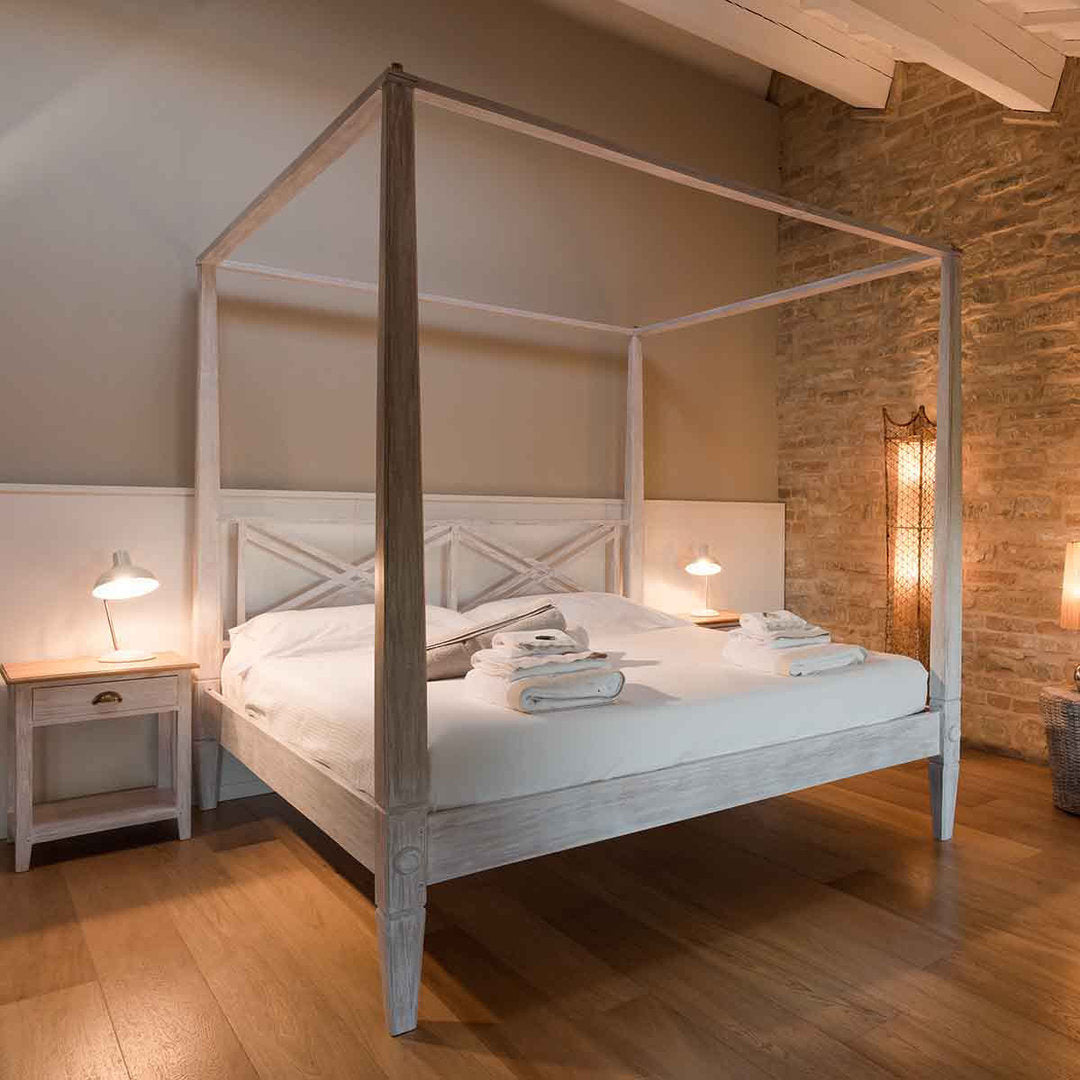 Letto baldacchino bianco legno teak