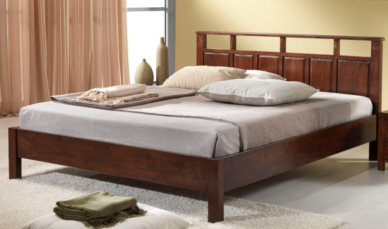 Letto stile etnico con spalliera