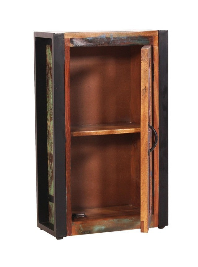 Pensile industrial color river