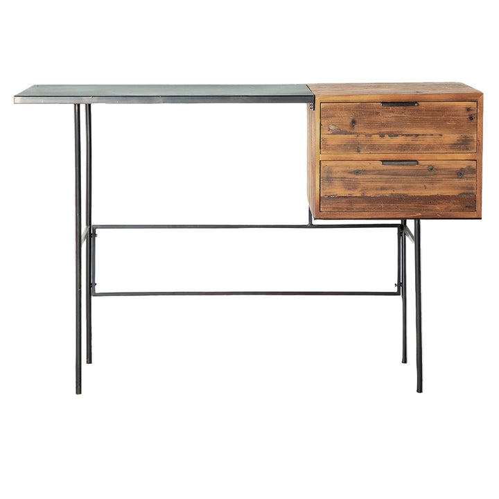 Scrivania industrial chic per studio o spazio di lavoro