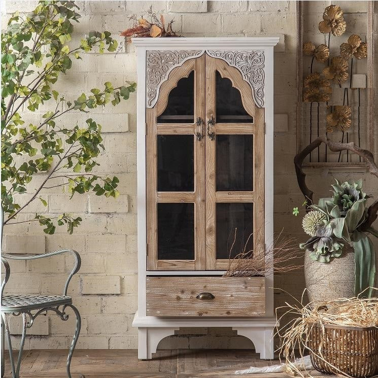 Vetrina provenzale decapata